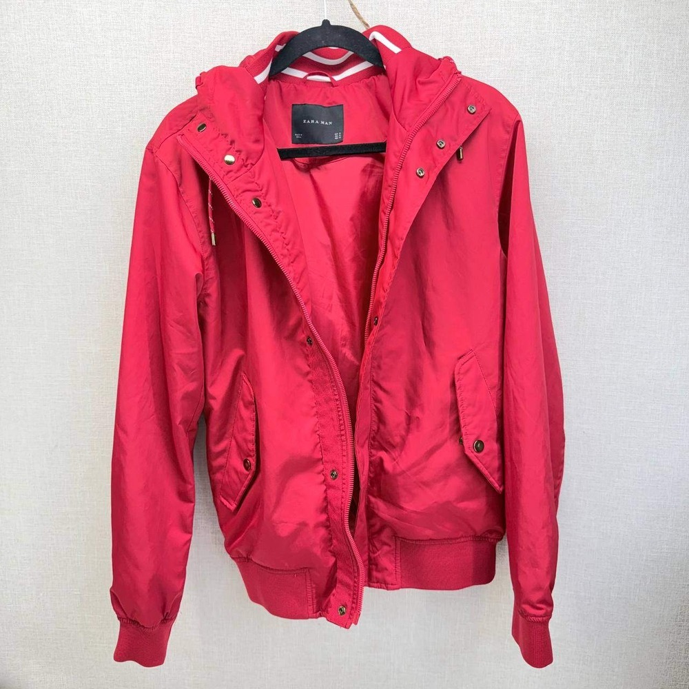Zara Man Red Hooded Bomber Jacket Size Medium Full Zip Windbreaker